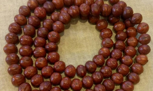 Cách chọn một chuỗi hạt Mala để kết nối năng lượng cá nhân hiệu quả nhất.