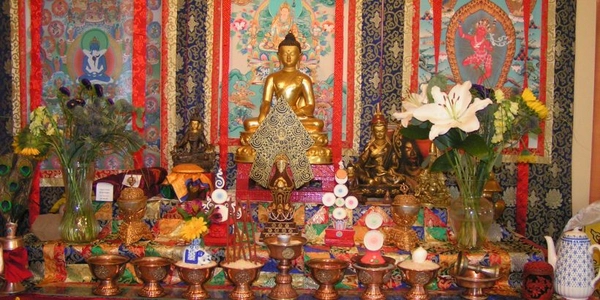 5 sai lầm thường gặp khi bài trí pháp khí trên bàn thờ tại gia