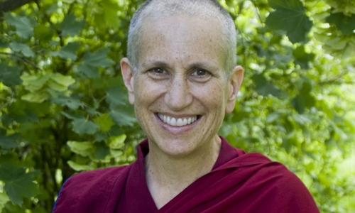 Tại sao người phương Tây đổ xô về Nepal để học về Kim Cang Thừa?